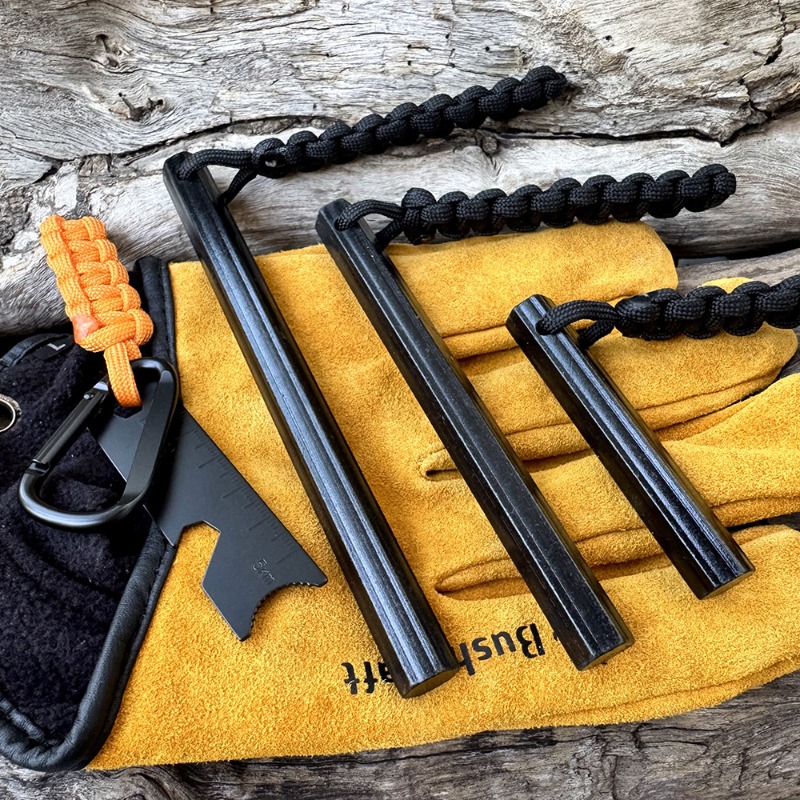 Ferro Rod Striker - แท่งไฟแช็กแมกนีเซียมหกเหลี่ยมแบบเชือกถักมือ สำหรับเอาตัวรอดกลางแจ้ง แท่งไฟแช็กสำหรับเอาตัวรอดในป่า เครื่องมือแคมป์ปิ้ง ของขวัญสำหรับผู้ชาย