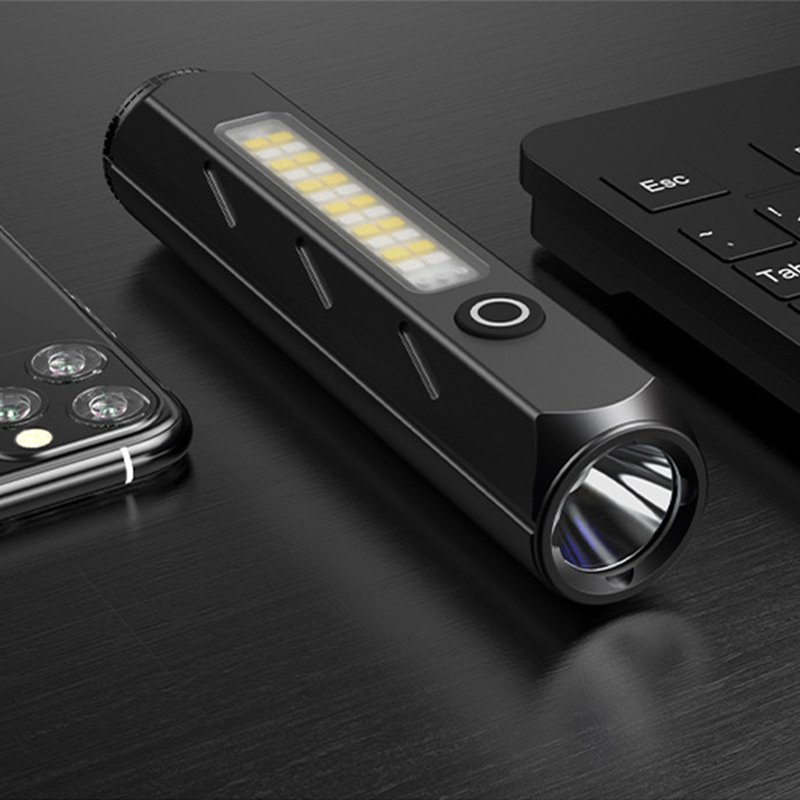 ที่มีประสิทธิภาพ SST40 LED 217 - Edc (Every Day Carry บทวิจารณ์และราคา