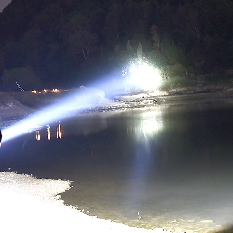 ไฟฉาย LED แบบ SST40ชาร์จไฟได้ช - Edc (Every Day Carry บทวิจารณ์และราคา