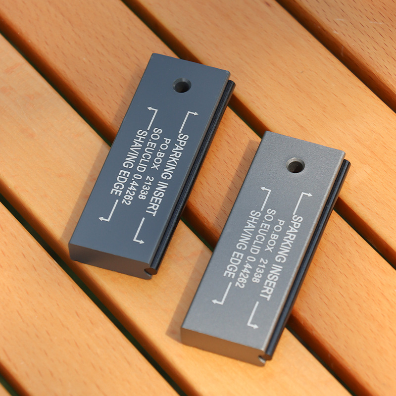 แท่งเหล็กเฟอร์โรเซเรียมอเนกประ - Ferro Rod Striker บทวิจารณ์และราคา